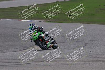 media/Nov-30-2025-TrackDaz (Sun) [[d8b22663df]]/A Group/Session 3 (Off Ramp)/